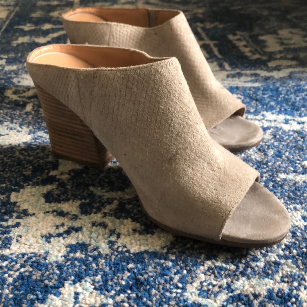 Franco Sarto heeled clogs